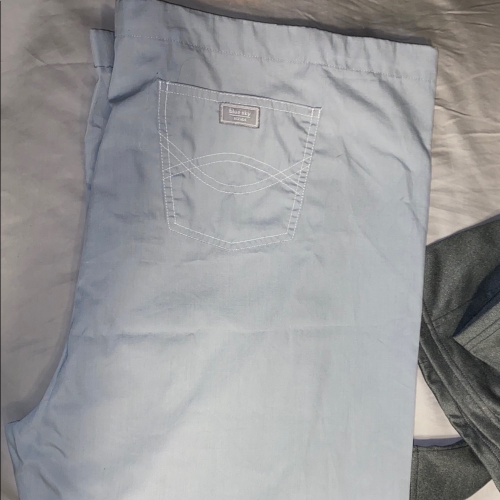 XL gray Blue Sky scrub pants.